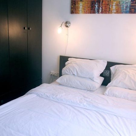 Central Apartment With Shelter Room -1 Bedroom & Living Room And Balcony Tel Aviv Exterior foto